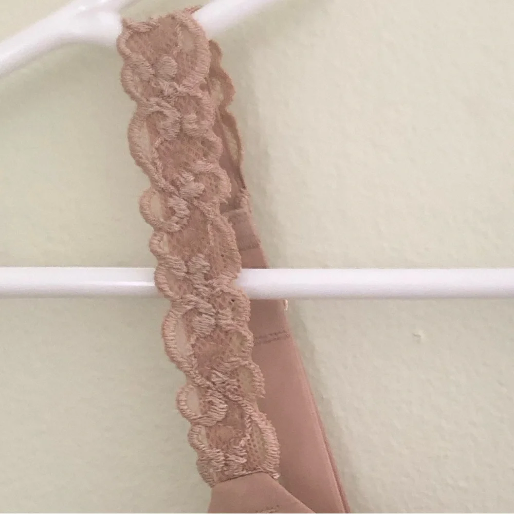 Natori ✨️ Women's Tan Bra Size 32D